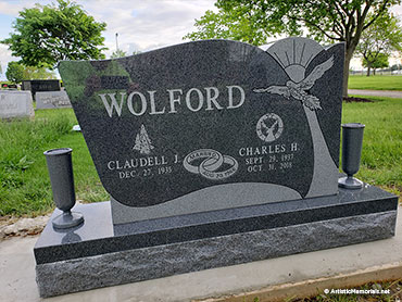 Headstone w/dove and vases - Wolford Monument 