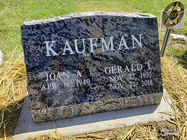 tombstone slant - Kaufman Monument 